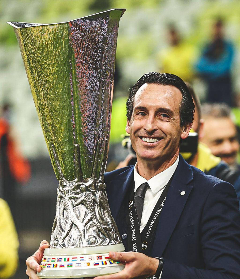 欧冠比赛, 在埃梅里的, 对决