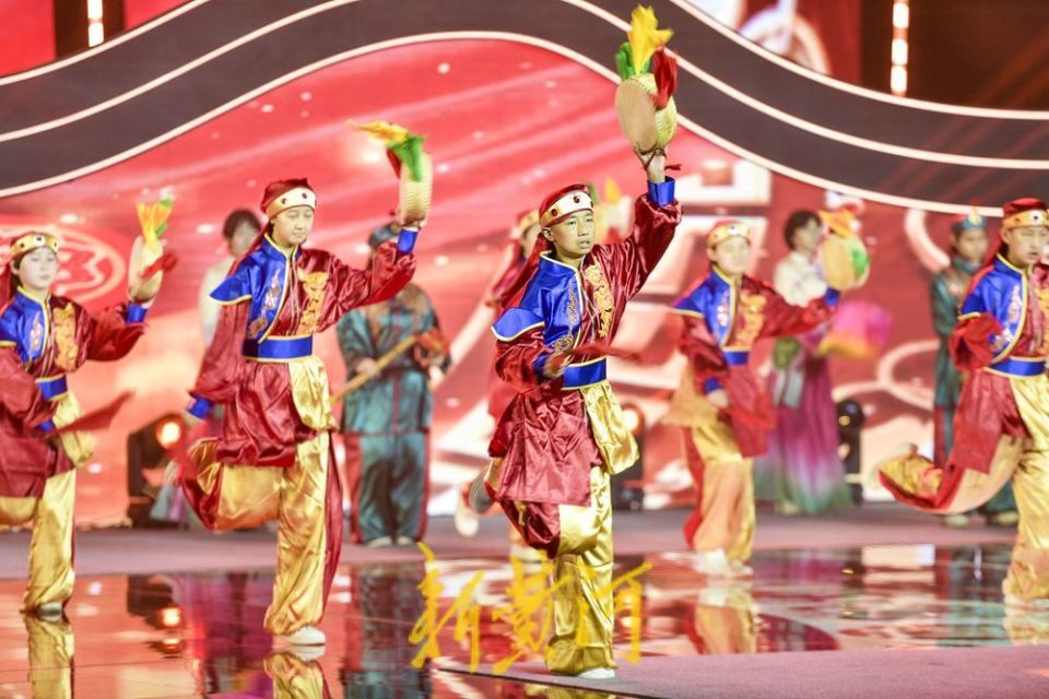 inews, 第二实验初, vM